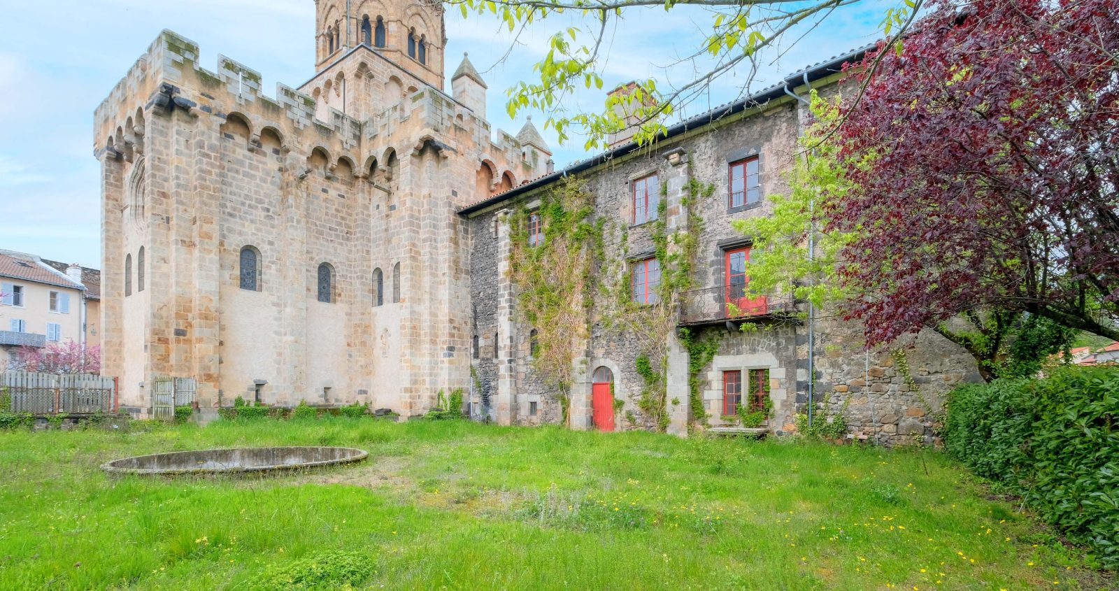 ROYAT : Château à Royat — visuel 1 sur 1