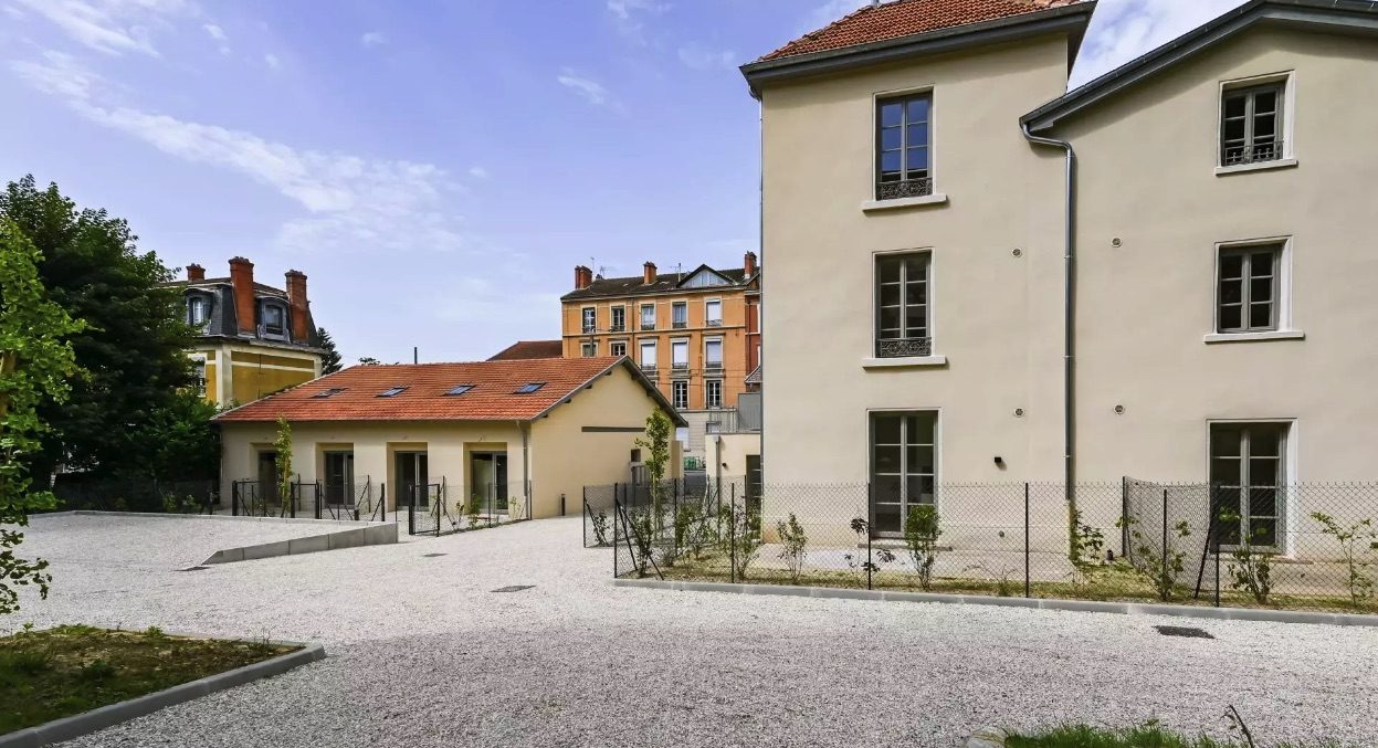 VILLA ASTRA à Tassin-la-Demi-Lune — visuel 1 sur 1