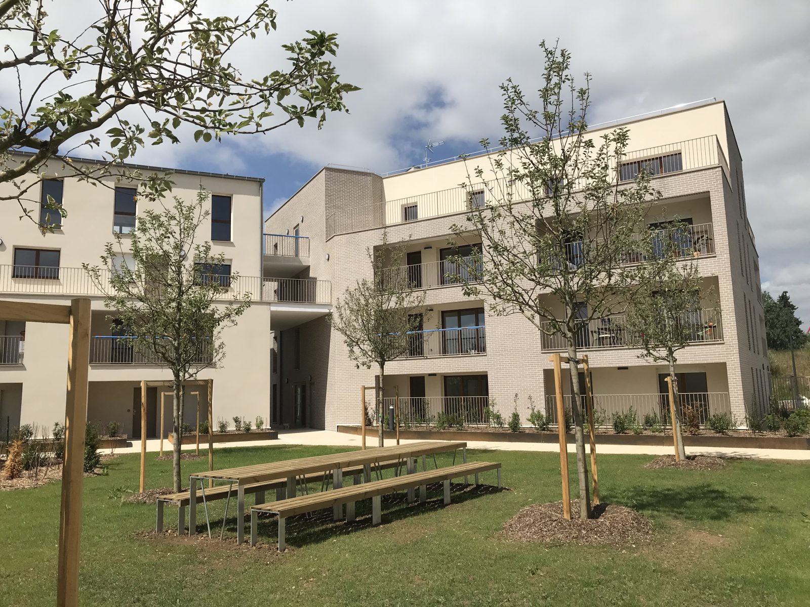 TOPAZE à Arpajon — visuel 1 sur 1
