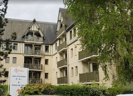 LES EMBRUNS à Deauville — visuel 1 sur 1